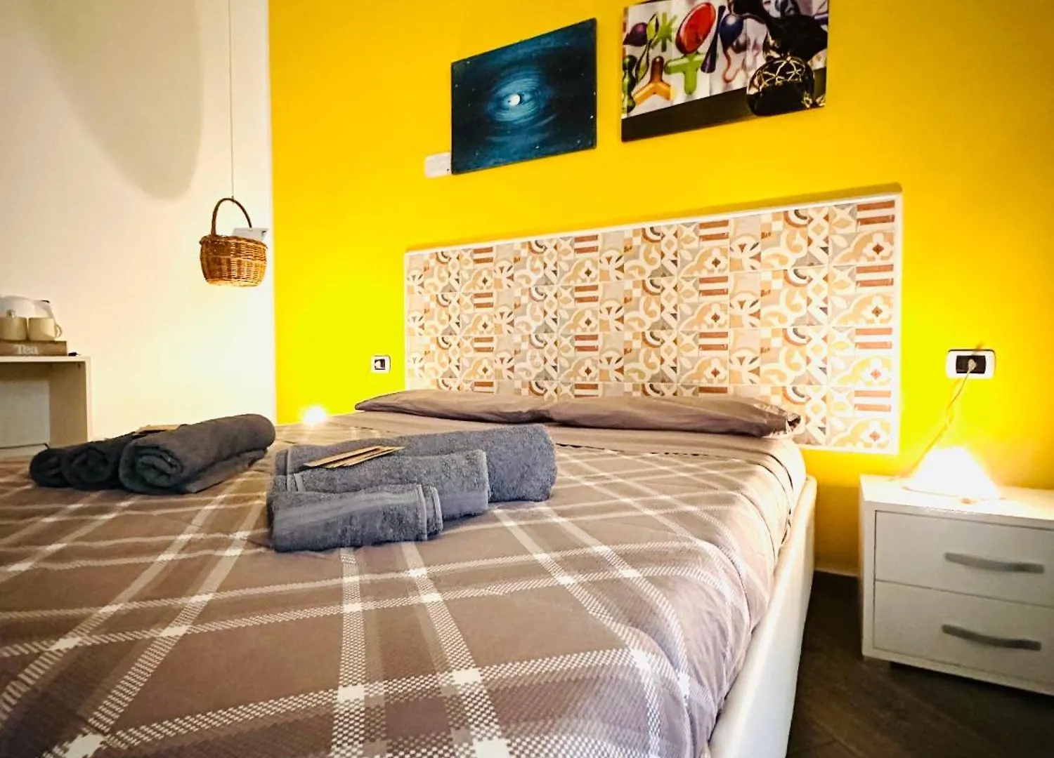 Frühstückspension B&B Cosmoneapolitan