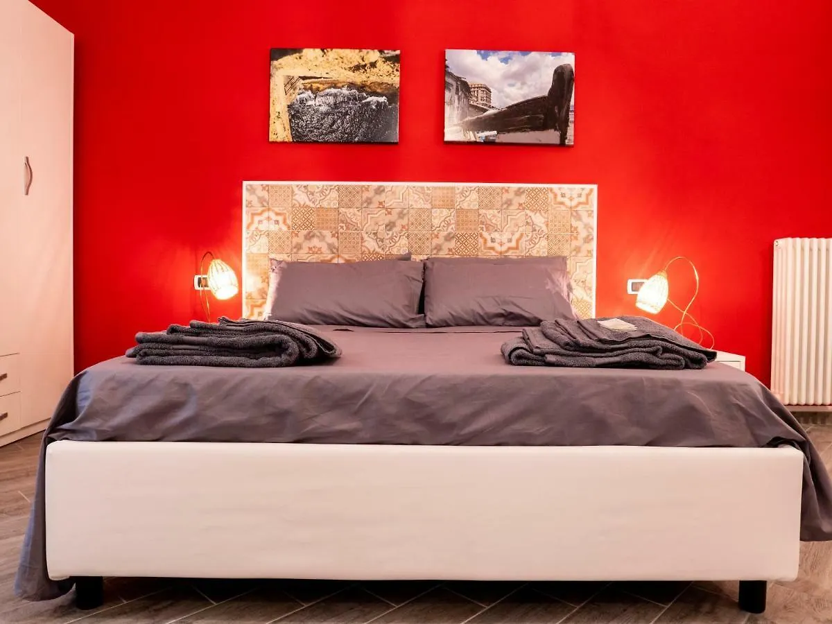 B&B Cosmoneapolitan 2*, Napoli